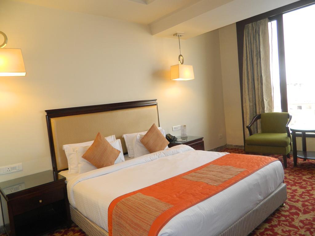 One Earth Avaas Hotel Amritsar Exterior photo