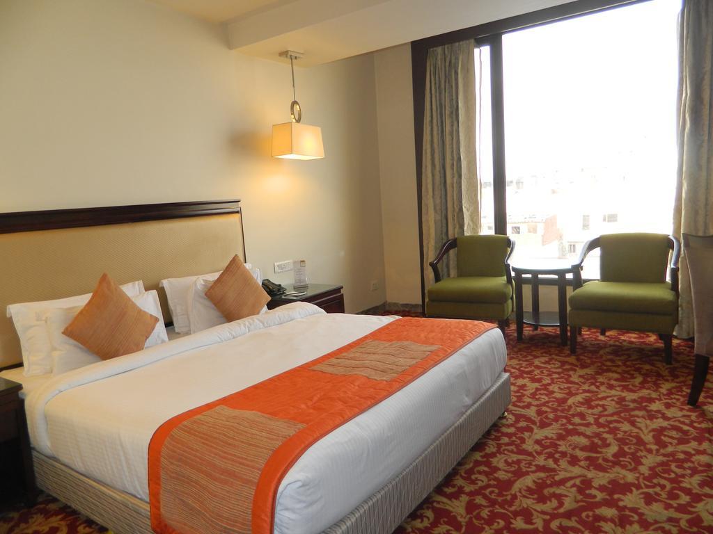 One Earth Avaas Hotel Amritsar Exterior photo