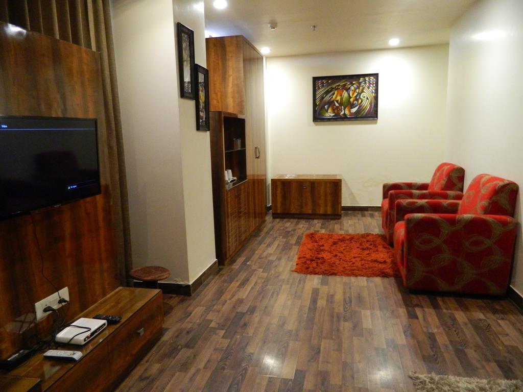 One Earth Avaas Hotel Amritsar Exterior photo